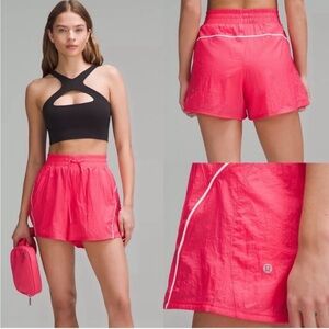 lululemon Women's Bright Pink Athletic Shorts Size 6 NWOT Rare Style Color